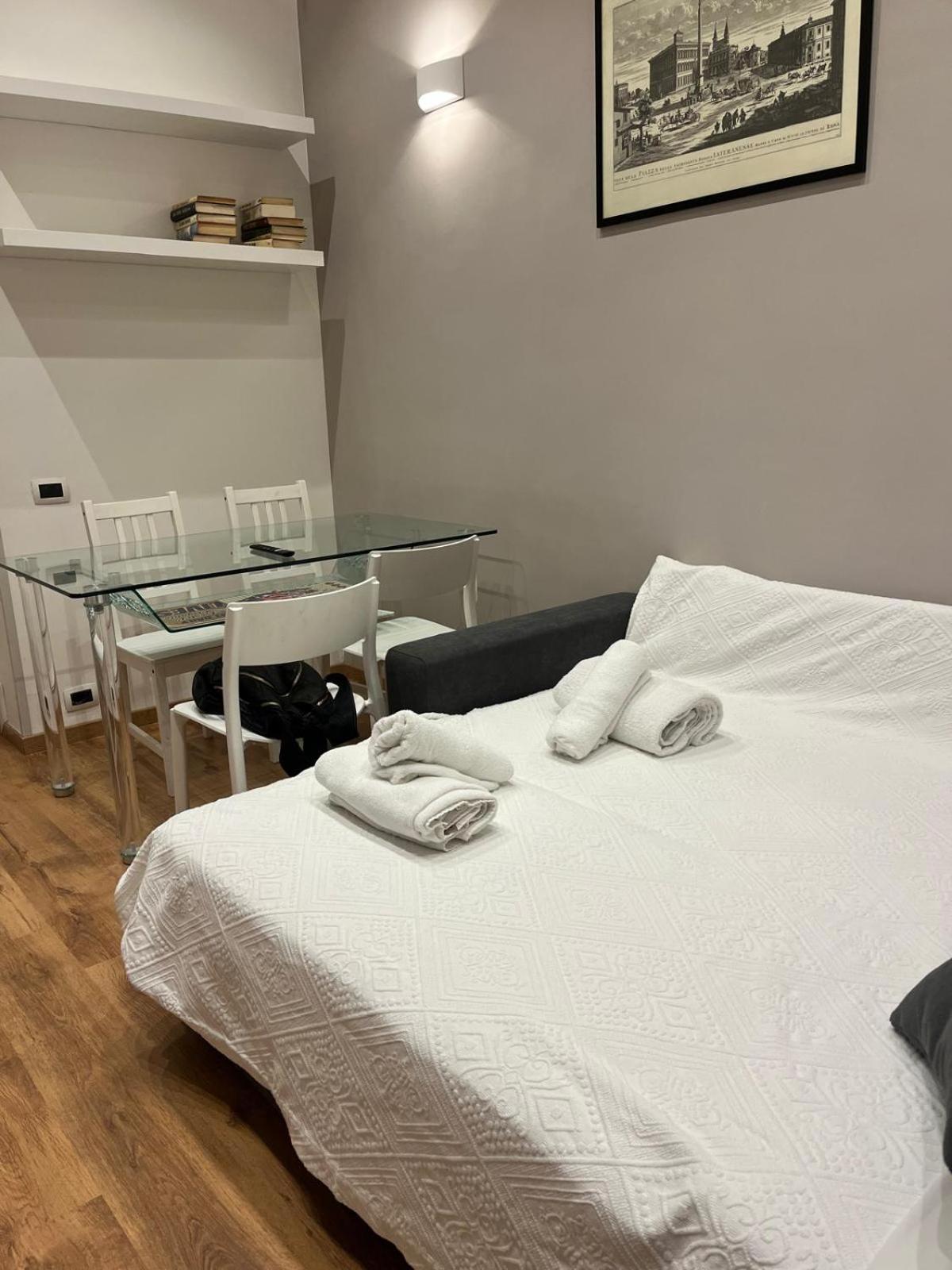 Sweet House Campo De' Fiori Apartment โรม ภายนอก รูปภาพ